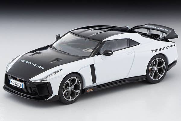 LV-N Nissan GT-R50 by Italdesign Test Car (White) Tomytec Auto a Escala Diecast - Imagen 2