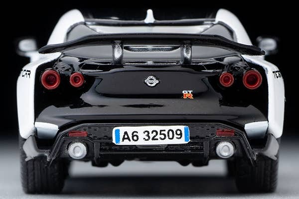 LV-N Nissan GT-R50 by Italdesign Test Car (White) Tomytec Auto a Escala Diecast - Imagen 5