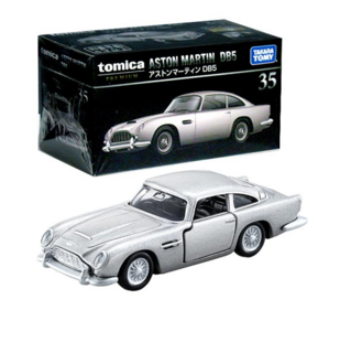 35 Aston Martin DB5