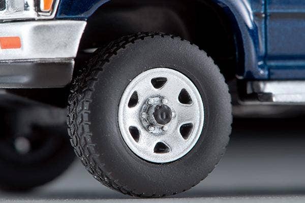 LV-N255a Toyota Hilux 4WD Pickup Double Cab SSR (Navy Blue) 1995 Tomytec Auto a Escala Diecast - Imagen 8