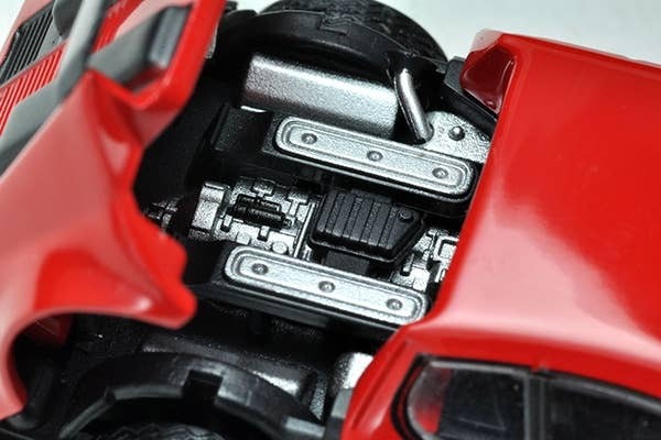 TLV-NEO Ferrari 365 GT4 BB (Red/Black) Tomytec Auto a Escala Diecast - Imagen 11
