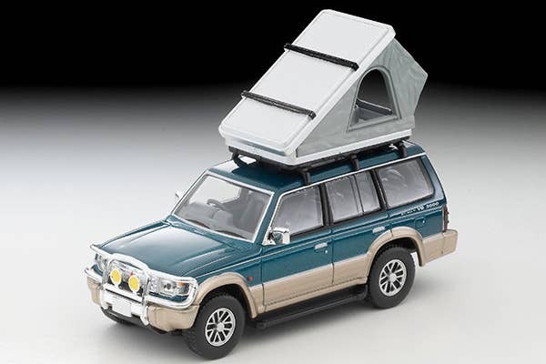 LV-N206c Mitsubishi Pajero Mid-Roof Wide VR Option Parts Equipped Vehicle (Green/Beige) 1991 Model With Tent And Figure Tomytec Auto a Escala Diecast - Imagen 3