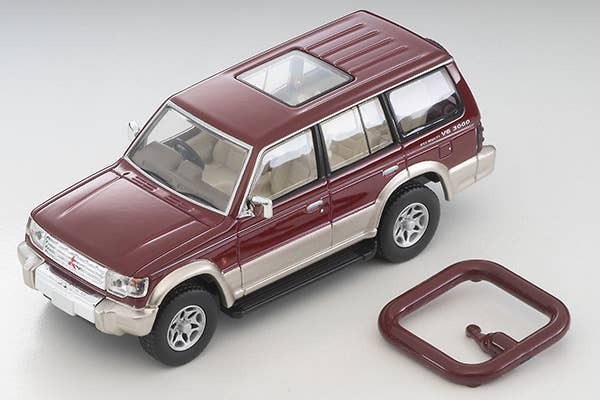 LV-N206b Mitsubishi Pajero Mid Roof Wide VR (Red/Beige) 1996 Tomytec Auto a Escala Diecast - Imagen 10