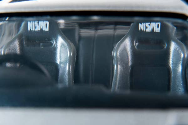 LV-N NISMO 400R Tsugio Matsuda Specification (Silver) Tomytec Auto a Escala Diecast - Imagen 9