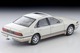 LV-N319c Nissan Cefiro Town Ride SV (White/Beige) 1991 Tomytec Auto a Escala Diecast miniatura 2