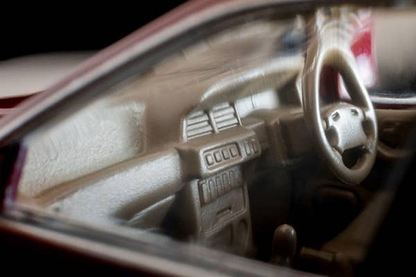 LV-N319d Nissan Cefiro Town Ride N (Wine Red) 1991 Tomytec Auto a Escala Diecast - Imagen 9