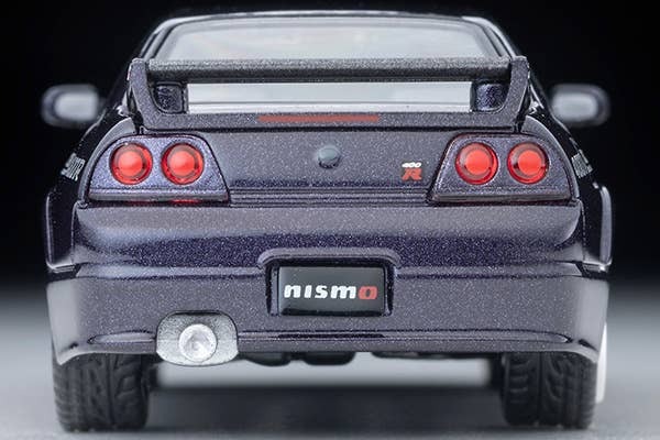 LV-N305e NISMO 400R (Purple) Tomytec Auto a Escala Diecast - Imagen 6