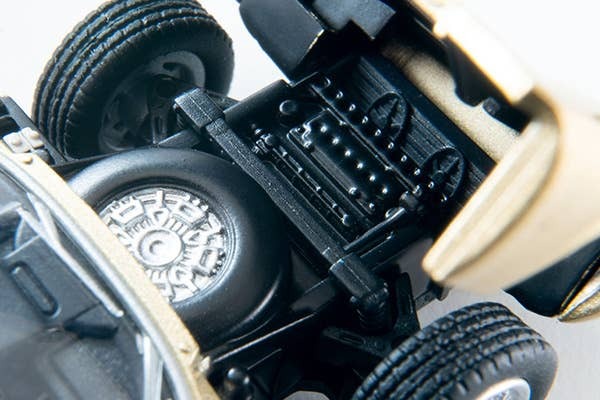 LV Lamborghini Miura S (Gold) Takara Tomy Auto a Escala Diecast - Imagen 9