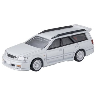 50 Nissan Stagea