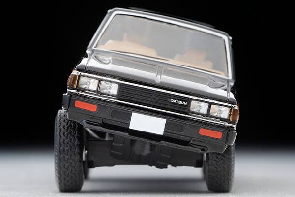 LV-N320a Datsun Truck 4WD King Cab AD (Black) Tomytec Coleccionable - Imagen 9