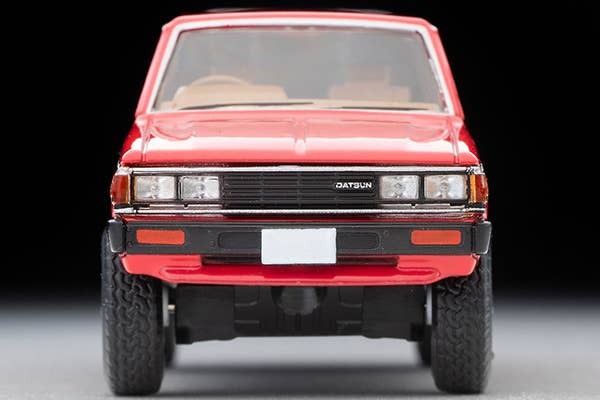 LV-N320b Datsun Truck 4WD King Cab AD (Red) Tomytec Auto a Escala Diecast - Imagen 4